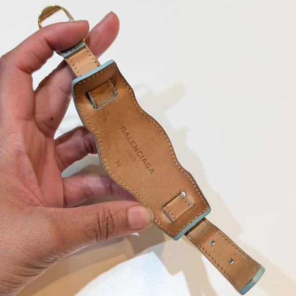 BALENCIAGA Classic Arena Blue Glacier Leather Belt Cuff  display picture 1